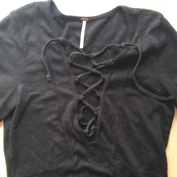 🌟Free People Long Sleeve Tee🌟 - Picture 2 of 4